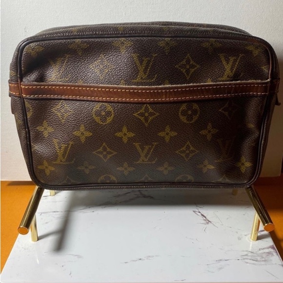 Authentic Louis Vuitton Monogram Compiegne Bag - Picture 4 of 17